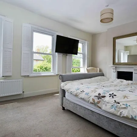 Orwell Villa Elegant Period 5 Bed Close To Town Sleeps 15 Cheltenham Exterior photo