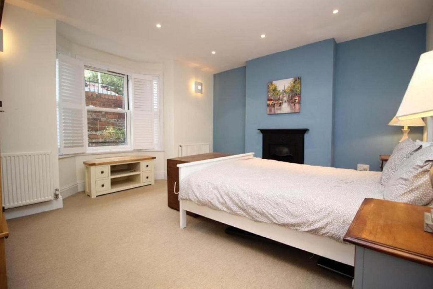 Holiday home Orwell Elegant Period 5 Bed Close To Town Sleeps 15 *