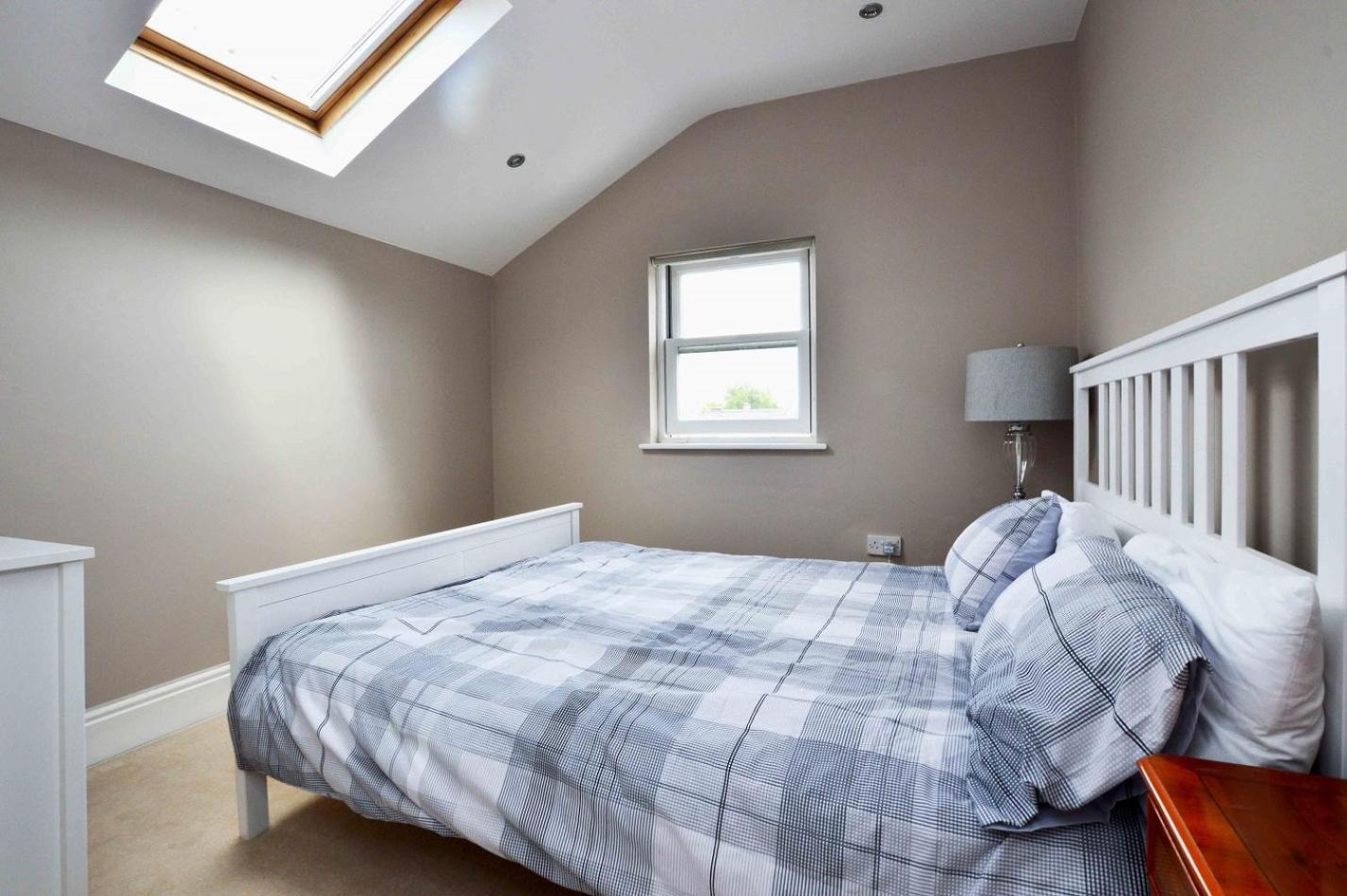 Orwell Elegant Period 5 Bed Close To Town Sleeps 15