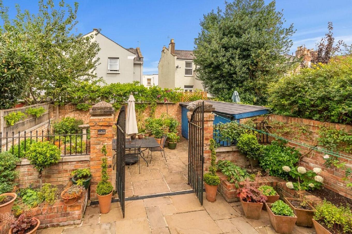 Orwell Elegant Period 5 Bed Close To Town Sleeps 15